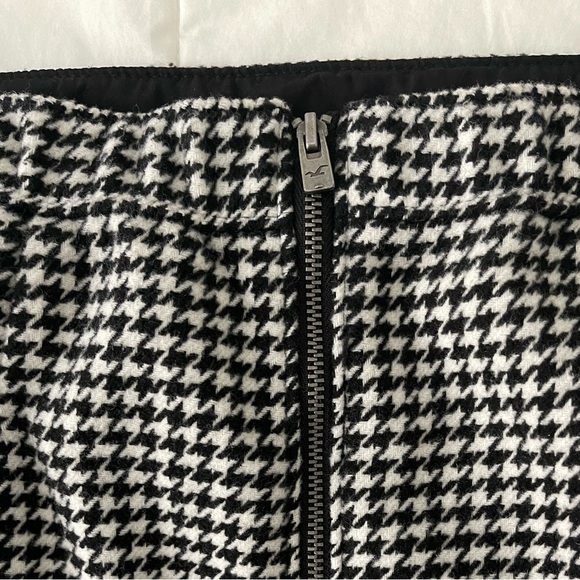 Hollister Skirt Ultra High Rise Wool Blend Mini Skirt Size M Black & White - Picture 4 of 10
